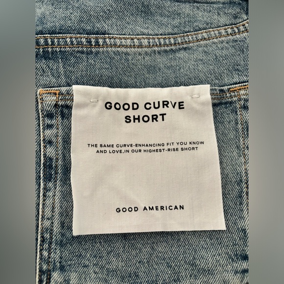 Good American Good Curve Short NWT - Picture 11 of 12